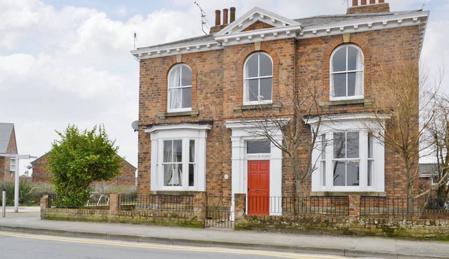 2 bedroom accommodation in Hornsea