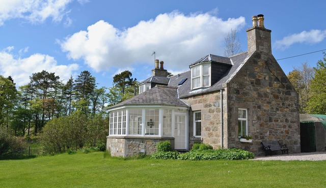 2 bedroom accommodation in Glen Deveron, by Huntly