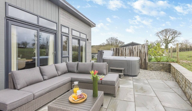 2 bedroom accommodation in Roadford Lake, near Launceston