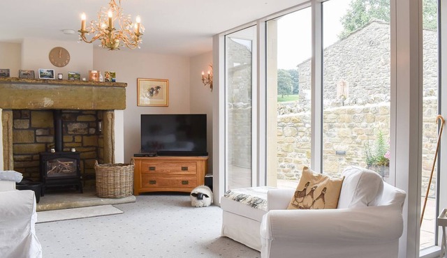 2 bedroom accommodation in Linton