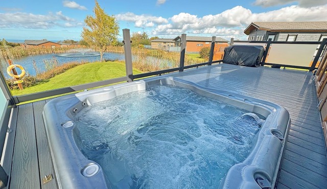 2 bedroom accommodation in Llanon