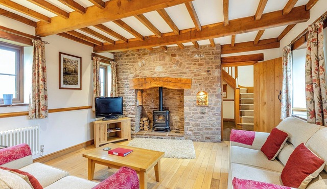 2 bedroom accommodation in Lydney