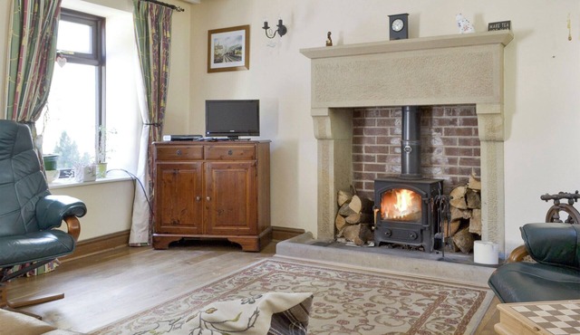 2 bedroom accommodation in Bonsall, near Matlock