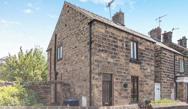 2 bedroom accommodation in Darley Bridge, near Matlock