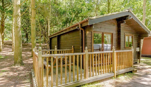 2 bedroom accommodation in Sherwood Forest, Rufford
