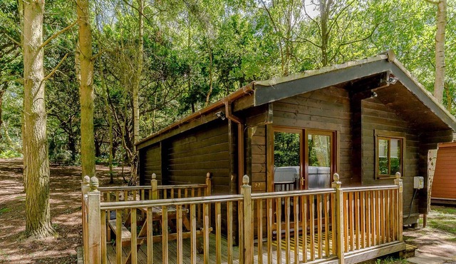 2 bedroom accommodation in Sherwood Forest, Rufford