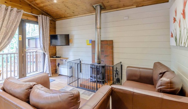 2 bedroom accommodation in Sherwood Forest, Rufford