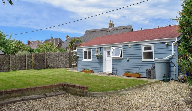 2 bedroom accommodation in Brighstone, near Freshwater