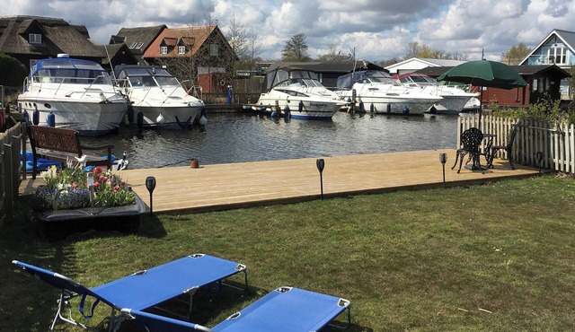 2 bedroom accommodation in Horning, near Wroxham