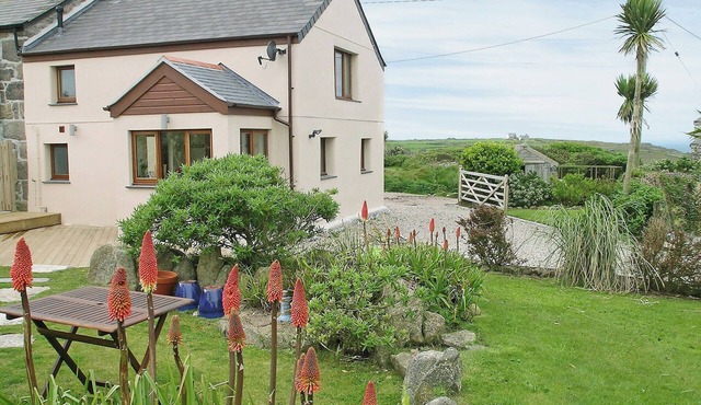 2 bedroom accommodation in Pendeen