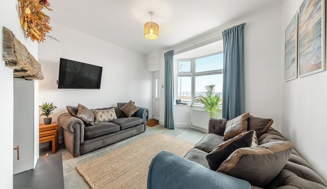 2 bedroom accommodation in Redcar