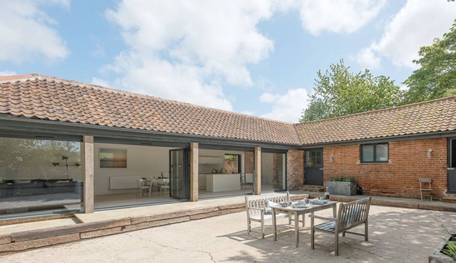 2 bedroom accommodation in Reepham