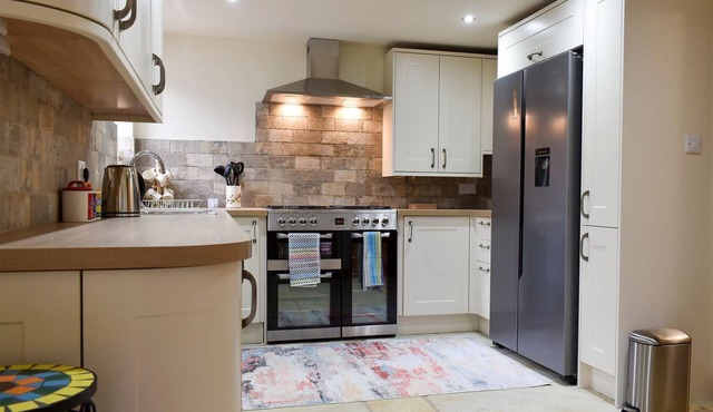 2 bedroom accommodation in Loxely, near Sheffield