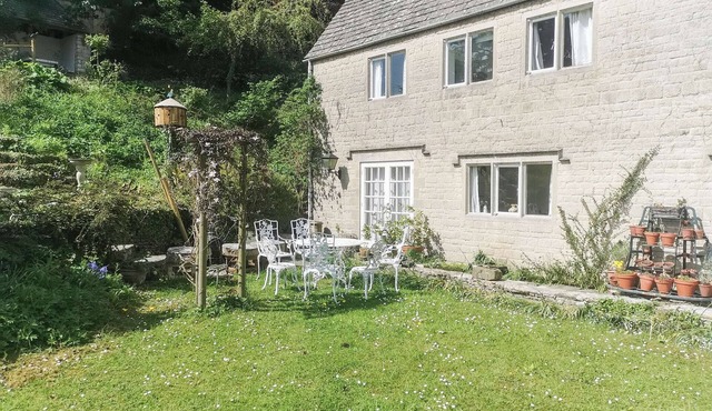 2 bedroom accommodation in Pitchcombe, near Painswick