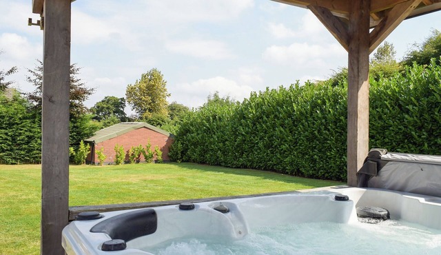 2 bedroom accommodation in Heyope, near Knighton