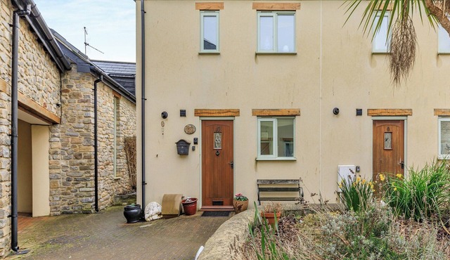 2 bedroom accommodation in Watchet