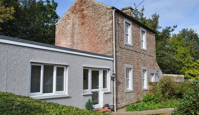2 bedroom accommodation in Waverton, near Wigton
