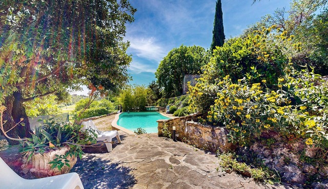 2 bedroom accommodation in Bidon