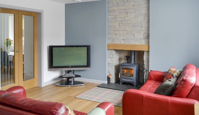 2 bedroom accommodation in Avoch, near Inverness