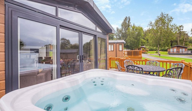 2 bedroom accommodation in Bala,