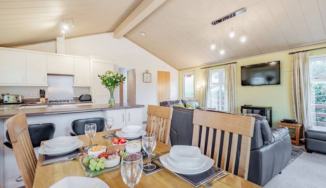 2 bedroom accommodation in Bala,