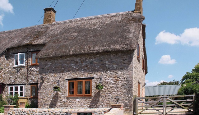 2 bedroom accommodation in Bridge, near Chard