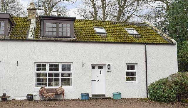 2 bedroom accommodation in Cupar, near St. Andrews