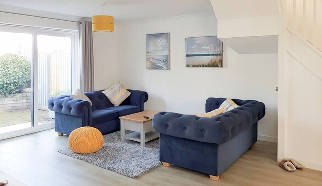 2 bedroom accommodation in Lake, near Sandown