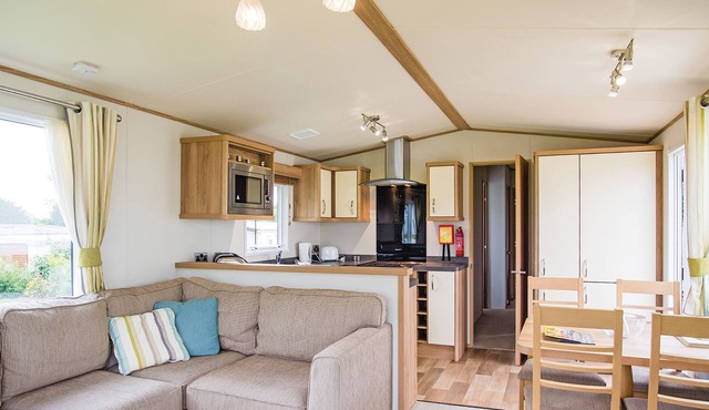 2 bedroom accommodation in Mold