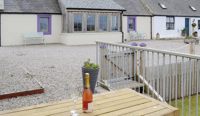 2 bedroom accommodation in Portmahomack, near Tain