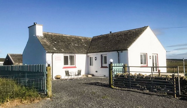 2 bedroom accommodation in Wick