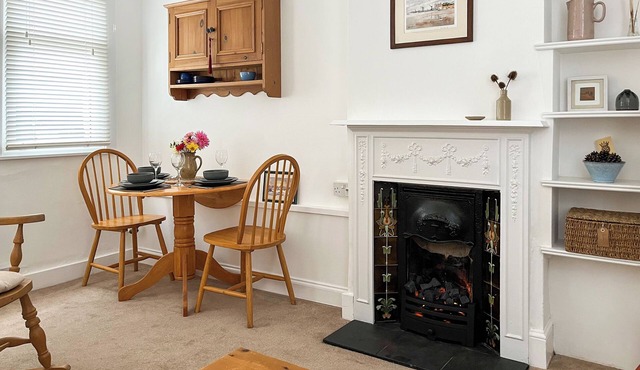 2 bedroom accommodation in Eye