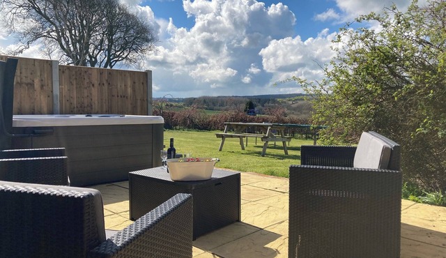 2 bedroom accommodation in Trelawnyd, near Prestatyn