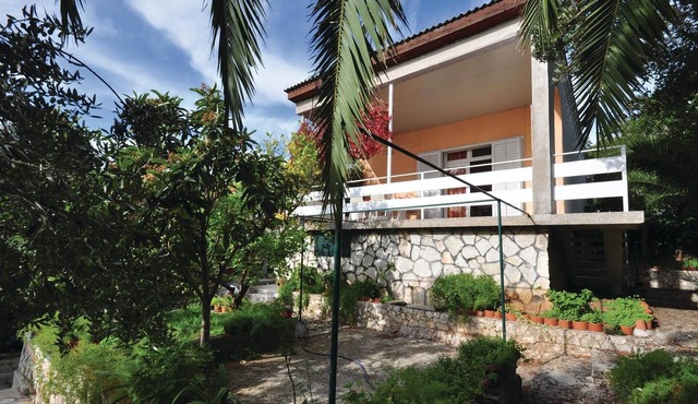 2 bedroom amazing home in Seget Vranjica