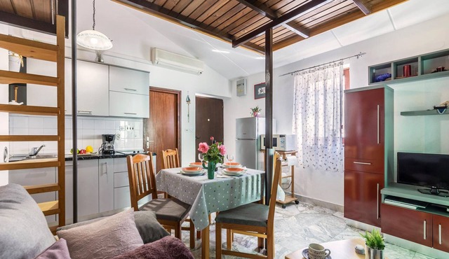 2 bedroom amazing apartment in Barbariga