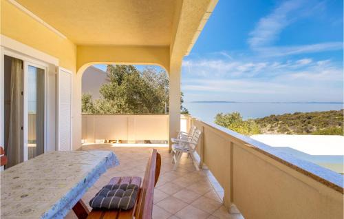 2 Bedroom Amazing Apartment In Potocnica