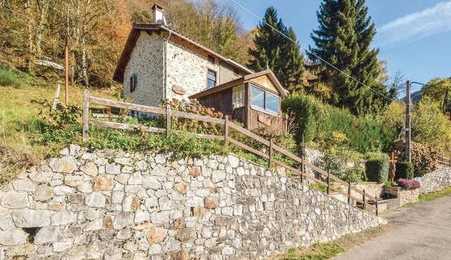 2 bedroom amazing home in Razecueillé