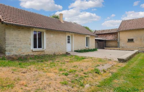 2 Bedroom Amazing Home In Monthenault