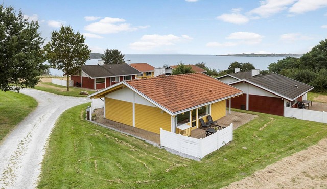 2 bedroom amazing home in Aabenraa