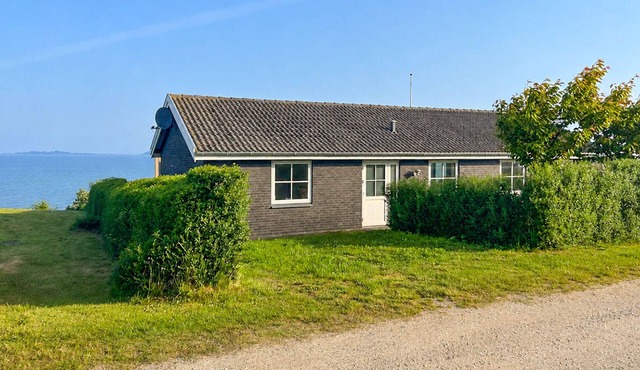 2 bedroom amazing home in Faaborg