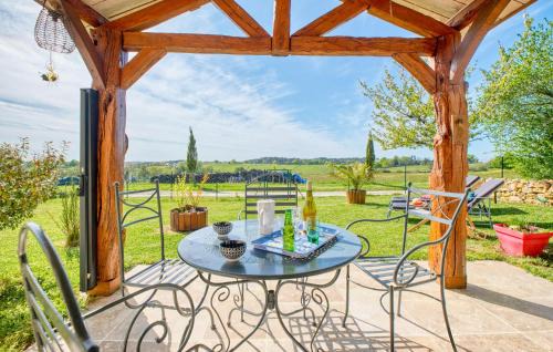 2 Bedroom Amazing Home In Les Lèches