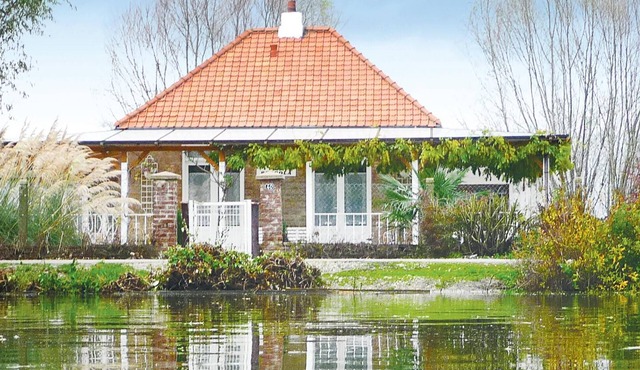 2 bedroom amazing home in Houlle