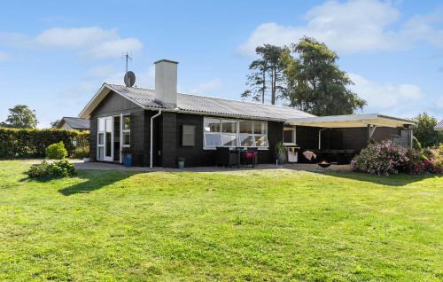 2 Bedroom Amazing Home In Bogense