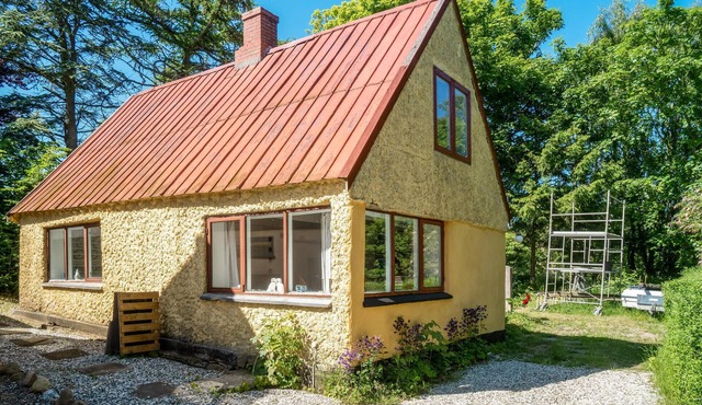 2 bedroom amazing home in Samsø
