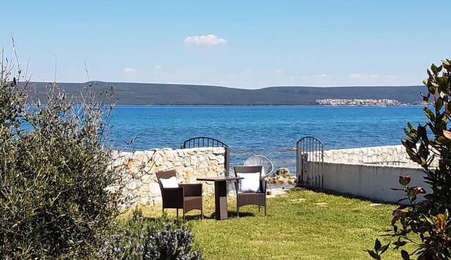 2 bedroom amazing apartment in Dobropoljana