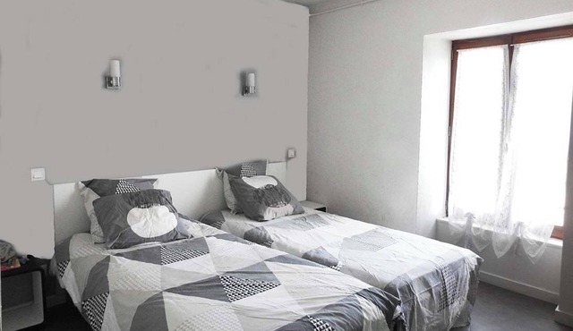 2 Bedroom Apartment With Swimming Pool
