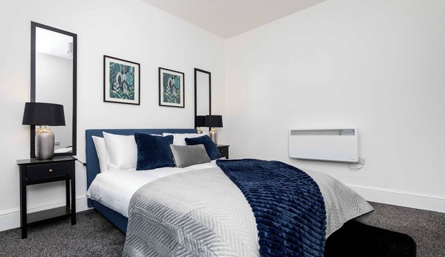 2 Bedroom Apartment-Free Parking