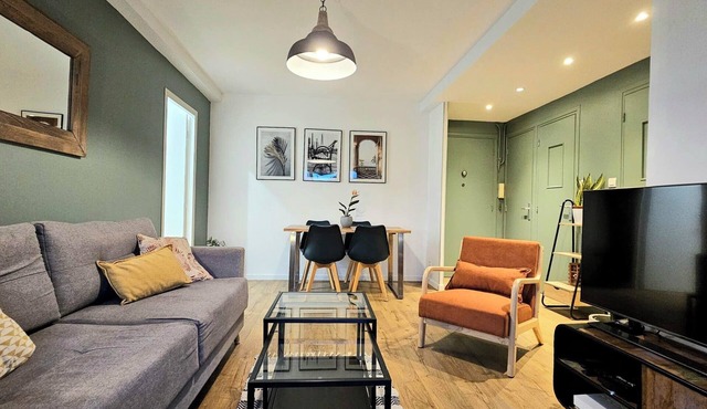 2-bedroom apartment, parking, balcony, office, mobile air conditioning