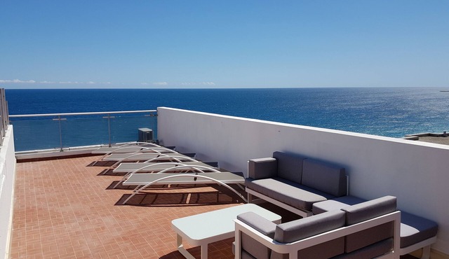 2 Bedroom Apartment 84m² Promenade des Anglais Last Floor sea View + Solarium