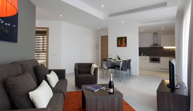 2 bedroom apartment with large balcony
